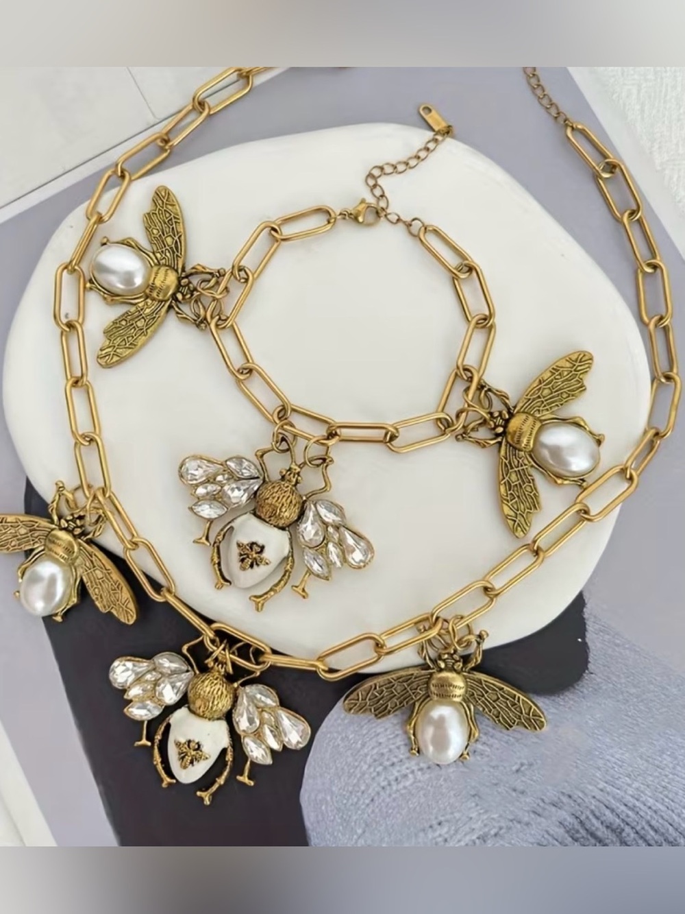 🐝🐝🐝BOGOHO🐝🐝🐝Gold Bee Charm Necklace and Bracelet Set with Pearl Accents